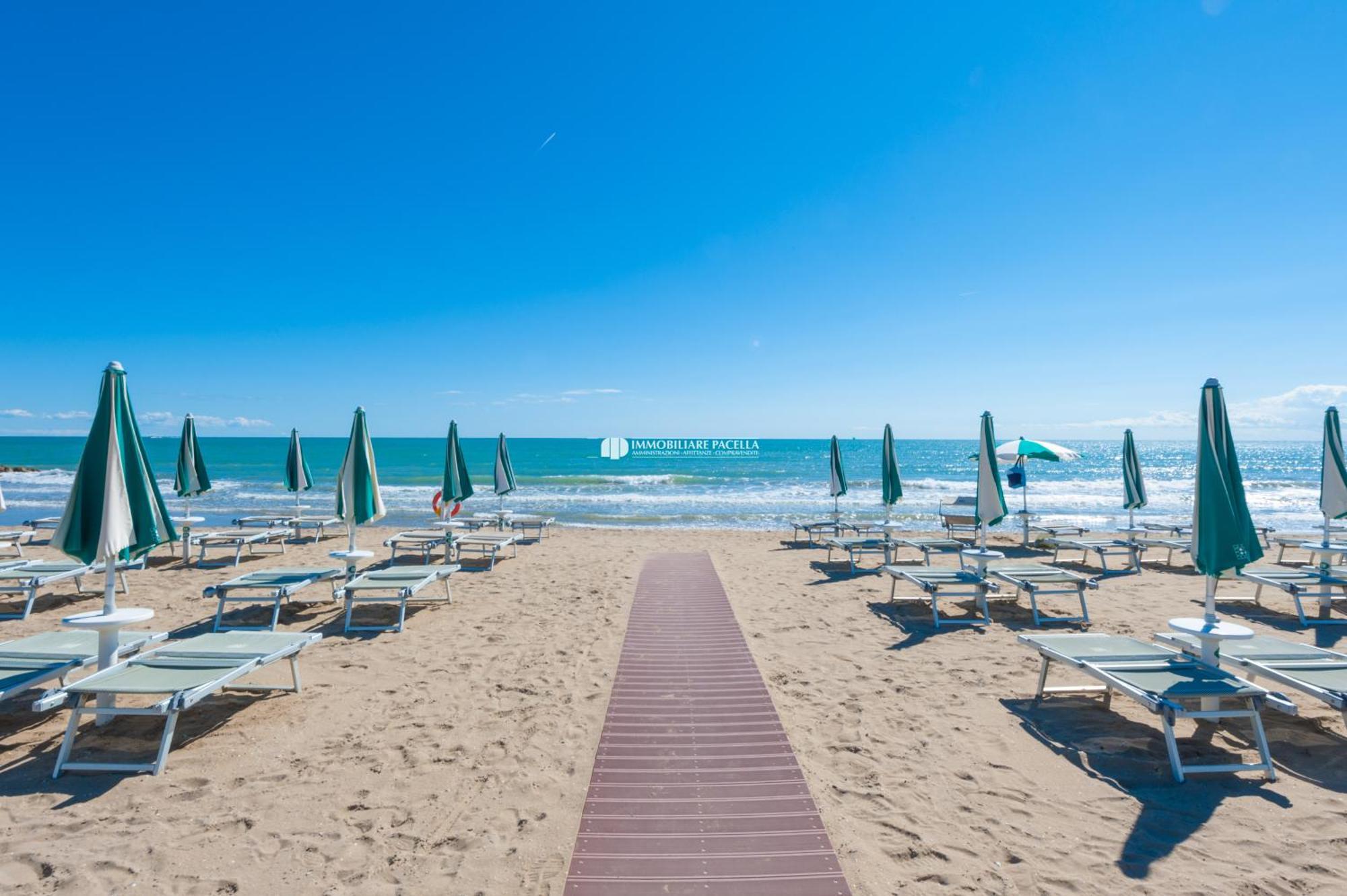 Park Residence Immobiliare Pacella Lido di Jesolo Luaran gambar